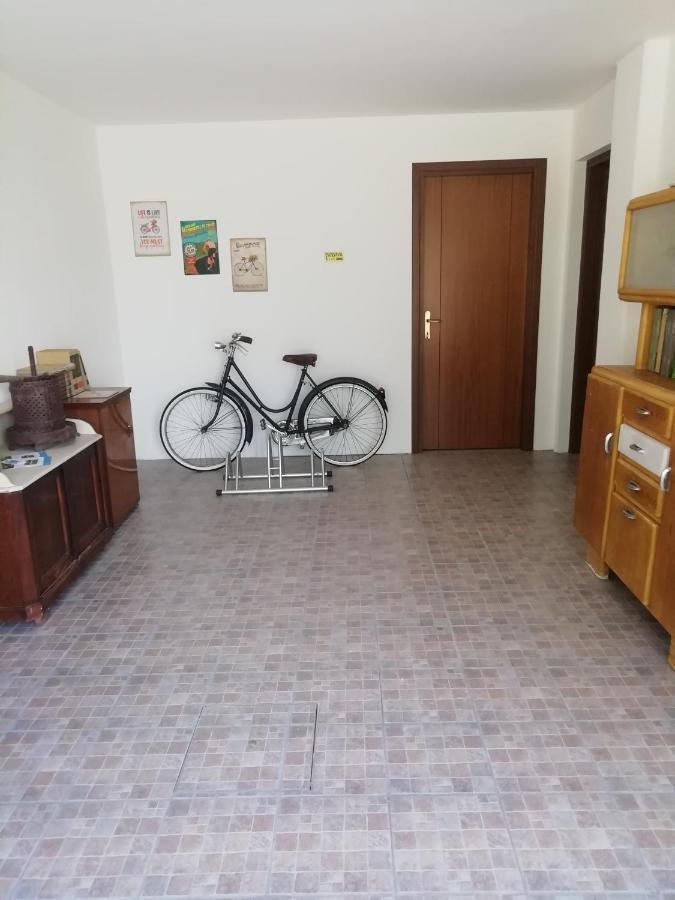 B&B Books & Bikes Buia Exterior foto